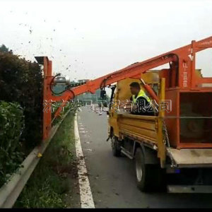 高速公路車載修剪機